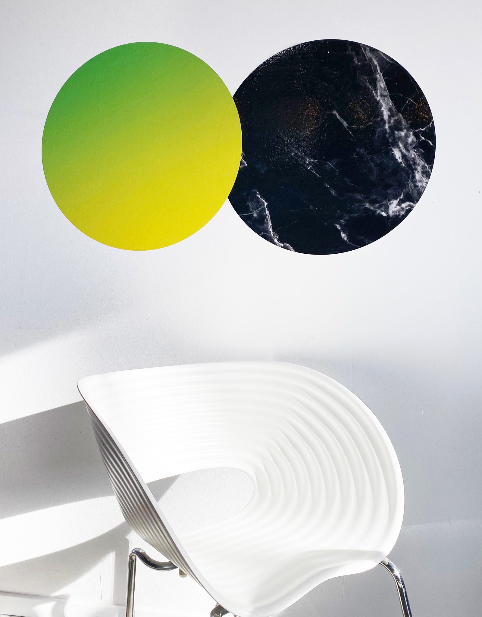Circle - Yellow Gradient Dry Erase