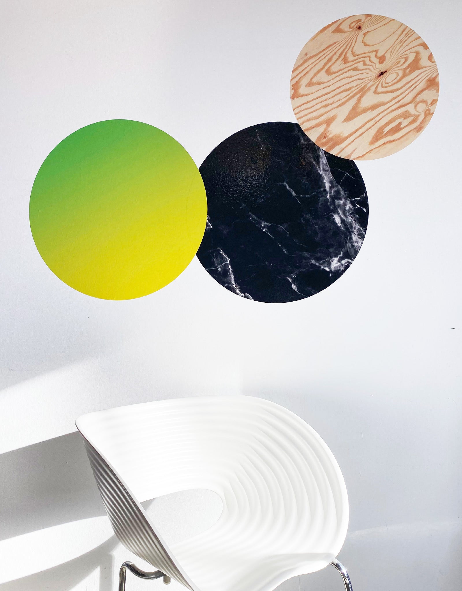 Circle - Yellow Gradient Dry Erase