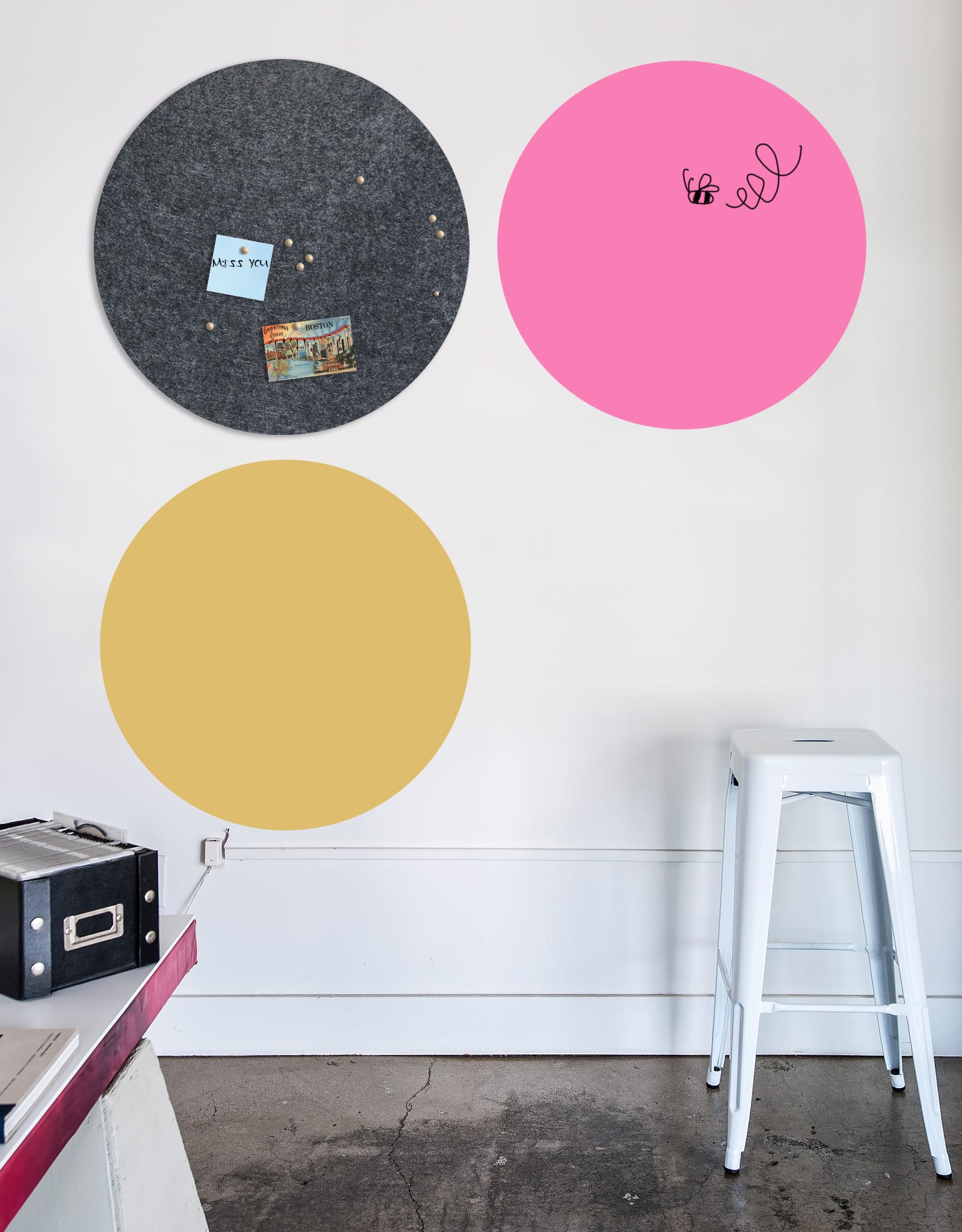 Circle Pinboard, Large in Charcoal