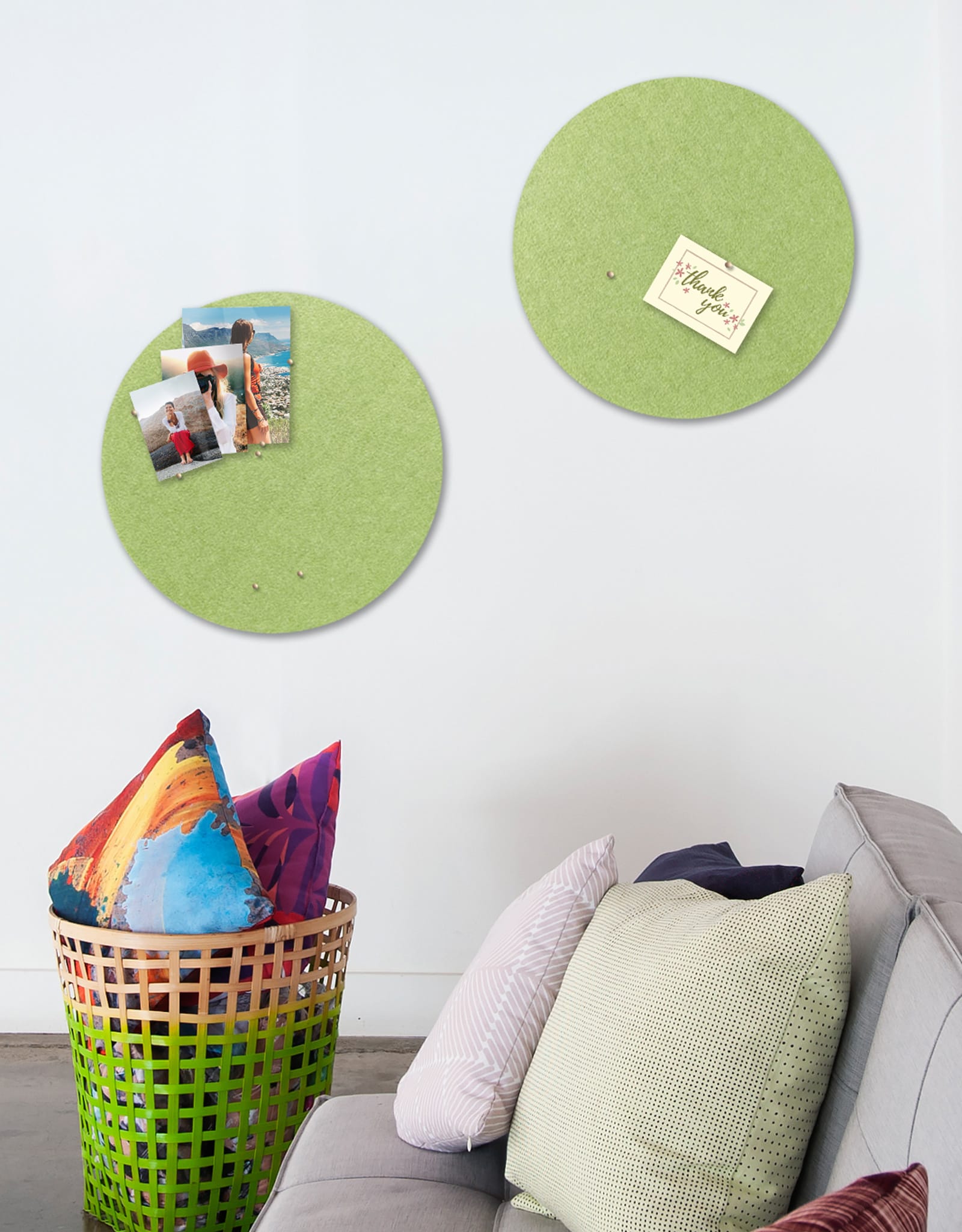 Circle Pinboard, Small in Pear